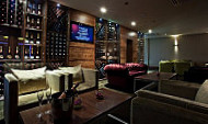 The Club Lounge At The Mere Golf Resort food