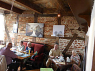 Cafe im Goebenhaus food