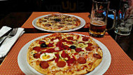 Pizzeria El Niu food