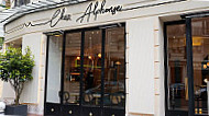 Chez Alphonse outside