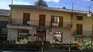 Ristorante Albergo Bar Centro outside