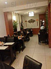 China Restaurant Mayflower inside