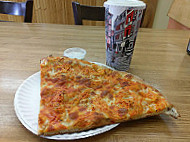 Ned's Pizza food