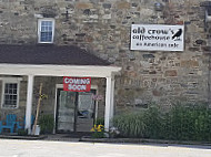 Old Crow's Coffeehouse outside
