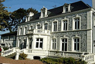 Château Des Tourelles outside