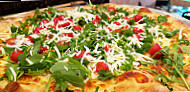 Mezzaluna Pizzeria food