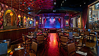 Hard Rock Cafe Atlanta inside