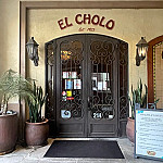 El Cholo Cafe outside