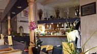 Uwe's Restaurant inside