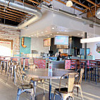 Mod Pizza inside