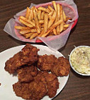 Dillons Restaurant And Sports Bar food