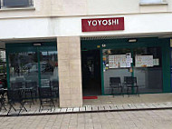 Yoyoshi outside