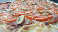 Pizzería Mayor Velilla De San Antonio food