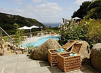 The Fireside Terrace At The Cove Cornwall outside