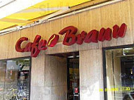 Café Braun outside