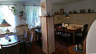 Ulla's Traumcafé Töpferei inside