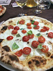 Pizzeria La Mela food