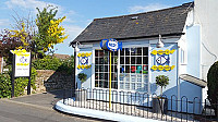 Harry's Fish And Chips outside