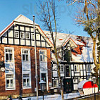 Almer Schlossmühle outside