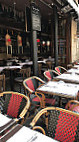 Restaurant Française à Paris Bistrot à Paris Restaurant Bar à Paris Le Petit Banville Paris inside