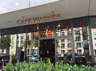 Café Wacker outside