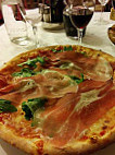 Pizzeria La Torcia Di Milan Mauro E Ceravolo Alessandra food