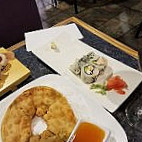 Maki Maki Japanese & Vietnamese Restaurant food