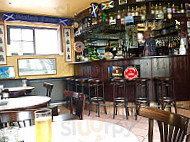 The Highlander Pub inside