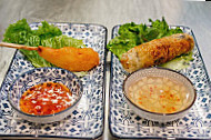 Wawa's Asian Kitchen food