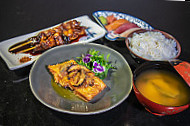 Makoto Sushi Bar food