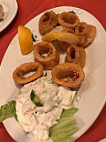 Taverna Levkos Pyrgos food