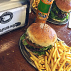 Bärlin Burger food