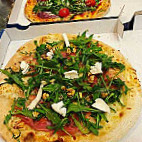 Pizzeria Zitalia food