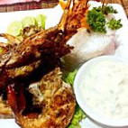 Pinou Terre Mer food