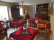 Restaurant - Bar - Chambres d'Hotes - Le Rocher food