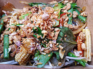 Sen Pad Thai food