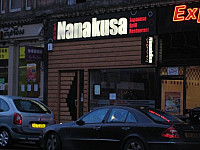 Nanakusa outside