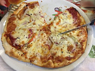 Pizzaria Restaurante A Milaneza food