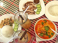 Siamaroi Restaurant food