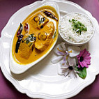 Mayura Exotic Indian Cuisine food