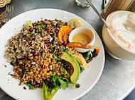 Le Pain Quotidien food