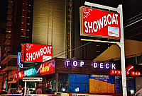 Levis Showboat outside