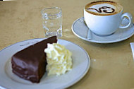 Cafe Vienna food