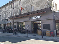 Le Longchamp inside
