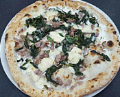 Passione Per La Pizza Di Esposito Salvatore food