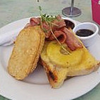 Marina Boulevard Cafe food