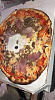 Pizza Du Mont Boron food