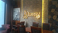 Gustav Cafe inside