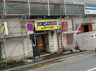 Restaurant Le Grillon outside