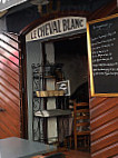 L'Auberge du Cheval Blanc inside